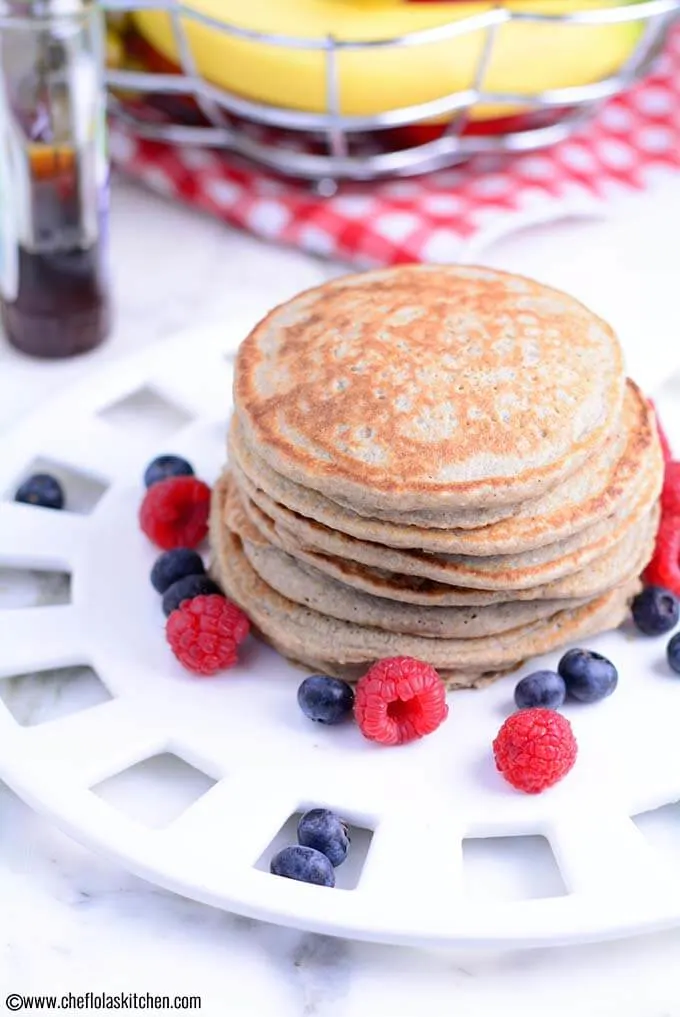 No-Flour Healthy Banana Oatmeal Pancakes