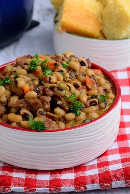 Black Eyed Peas Hummus