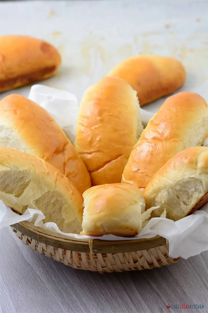 https://cheflolaskitchen.com/wp-content/uploads/2020/07/DSC0001hot-dog-buns-.jpg.webp