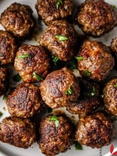 Juicy and golden meatballs, perfectly cooked in the air fryer.