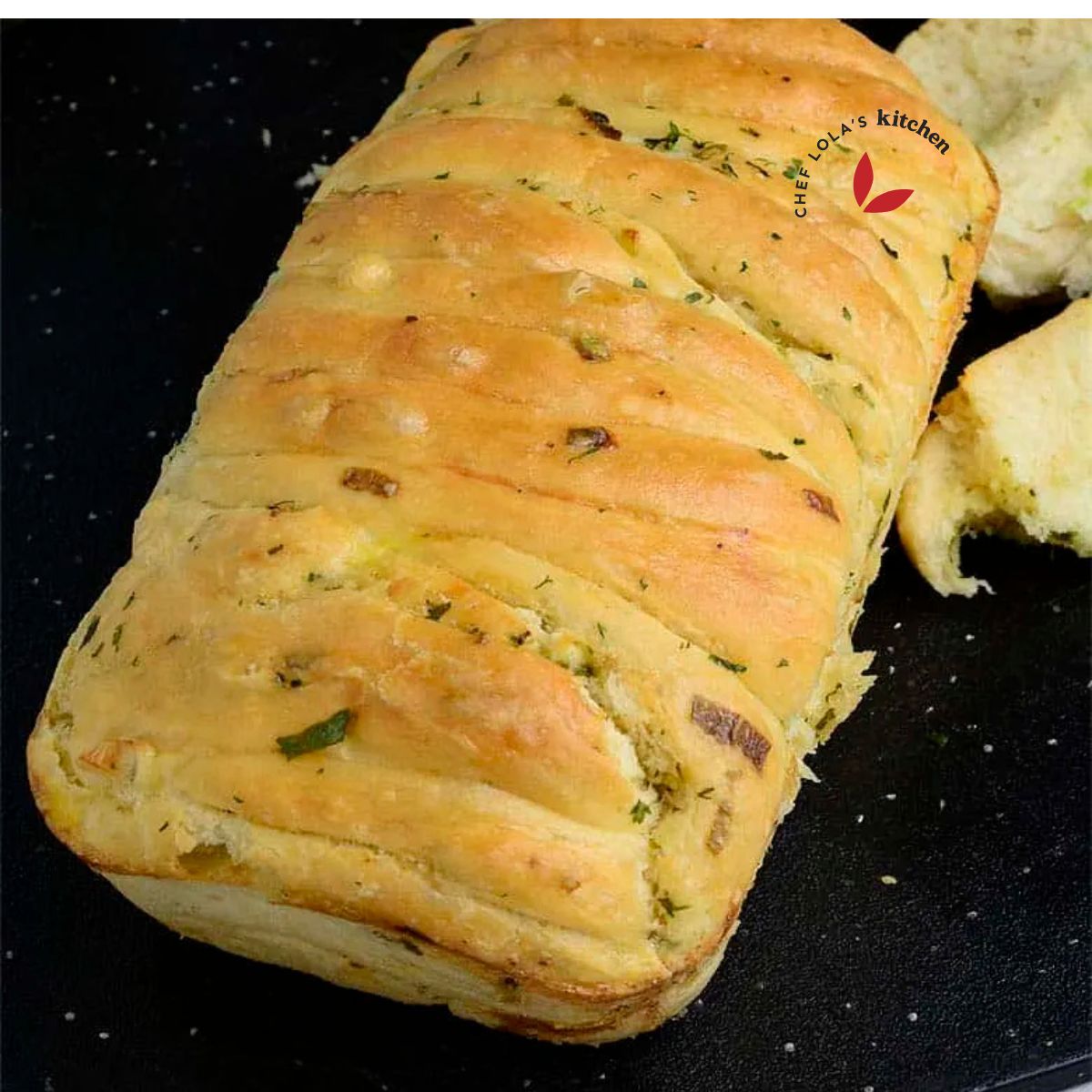 Garlic pull apart bread loaf