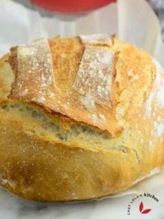 Close up picture of the No-knead Dutch Oven Bread