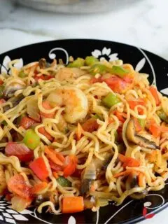 Ramen noodles stir fry loaded with vegetables